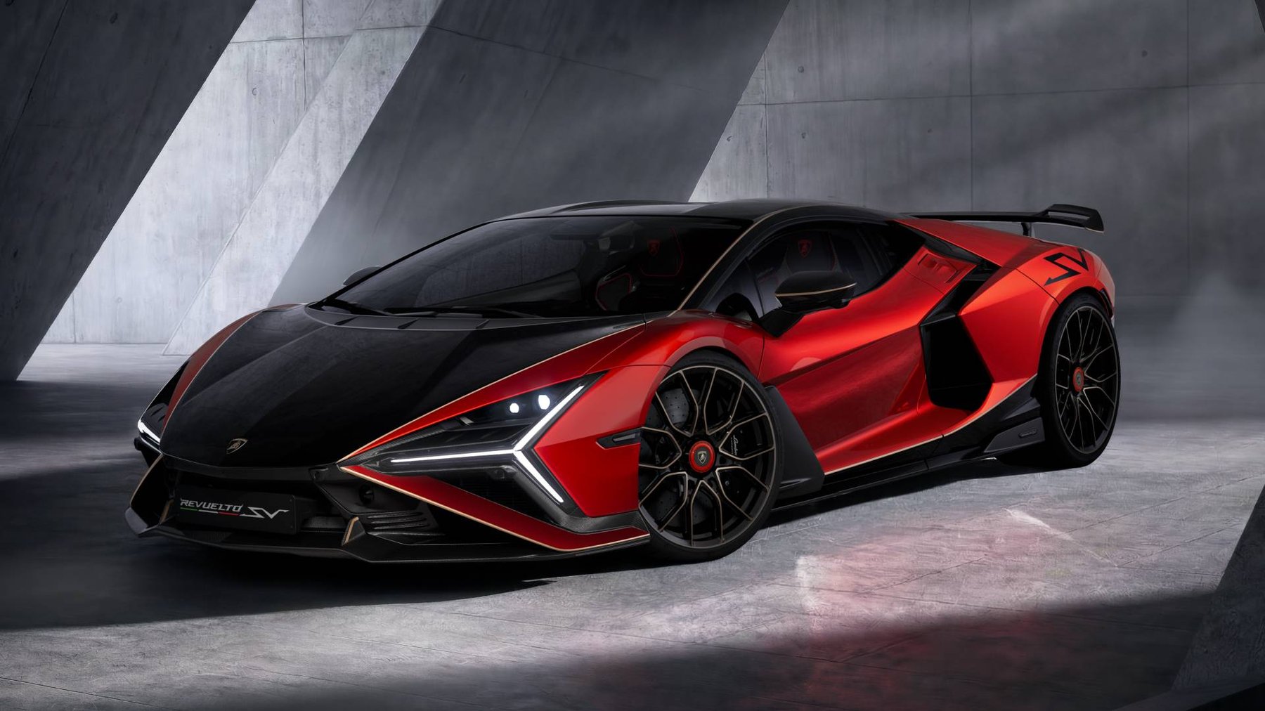 Lamborghini Revuelto SV รีวิว: ตัวแรงสุดของตระกูล Revuelto กำลังรวม 1,065 แรงม้า